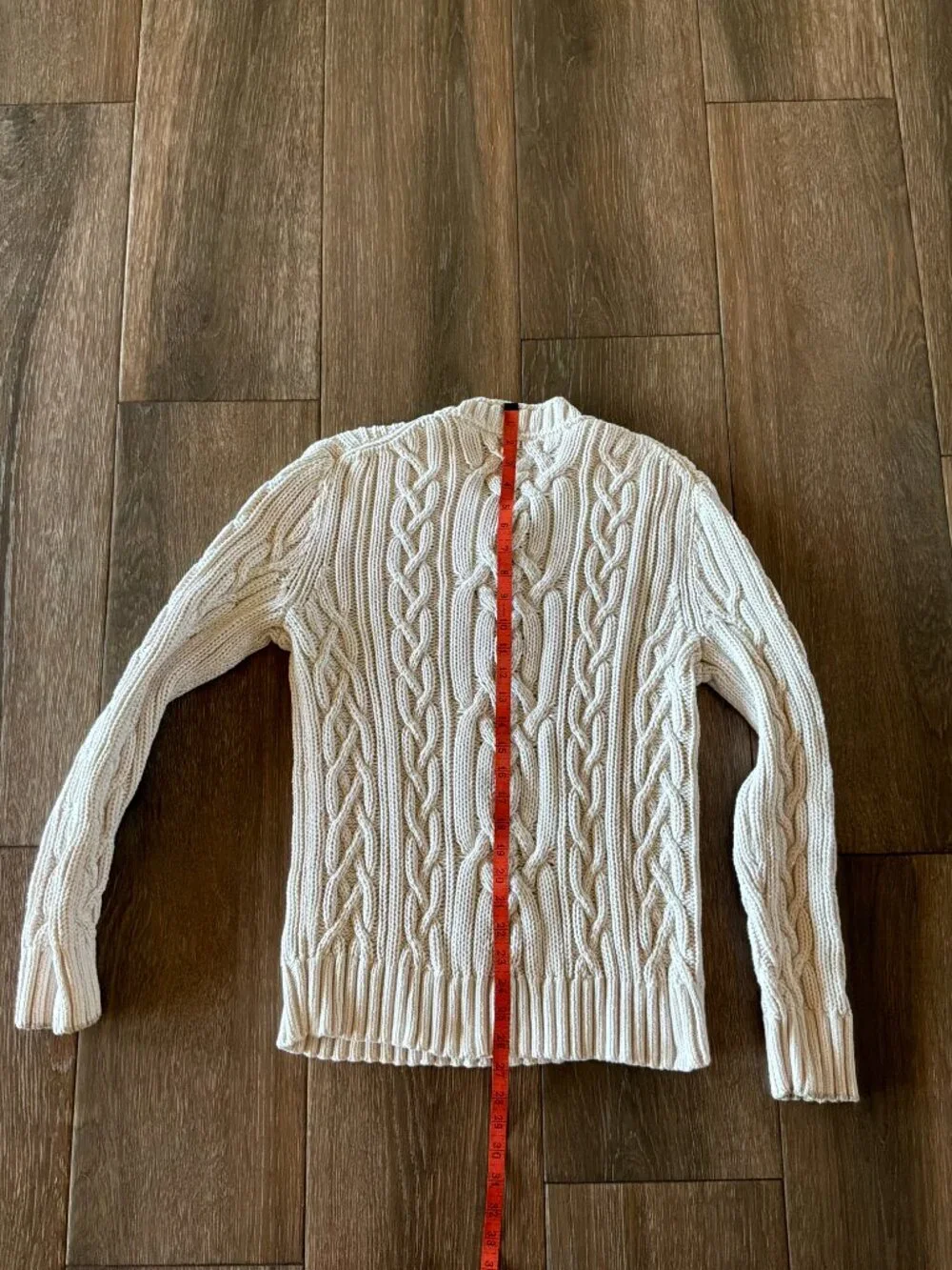 Banana Republic Cream Cable Knit V-Neck Sweater